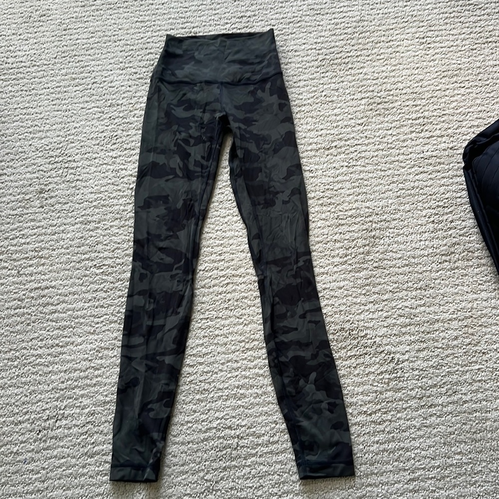 Lulu lemon leggings
